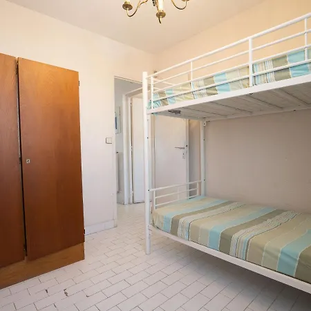 Apartment Les Marinas D'Ulysse IV By Interhome Le Grau-du-Roi
