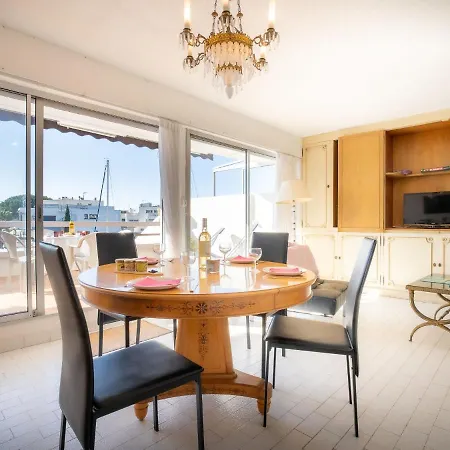Apartment Apartment Les Marinas D'Ulysse IV By Interhome