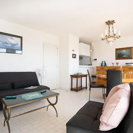 Apartment Apartment Les Marinas D'Ulysse IV By Interhome Le Grau-du-Roi