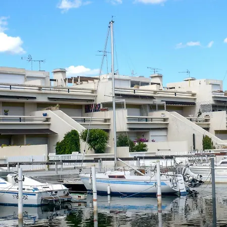 Apartment Les Marinas D'Ulysse IV By Interhome *